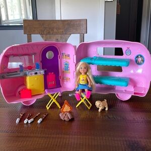 Barbie Chelsea Happy Camper Trailer with Accessories
